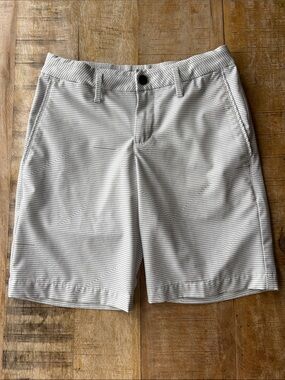 Nike Boys Golf Shorts size Small
